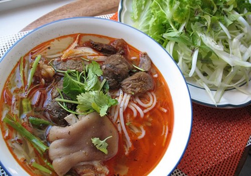 Bún bò Huế