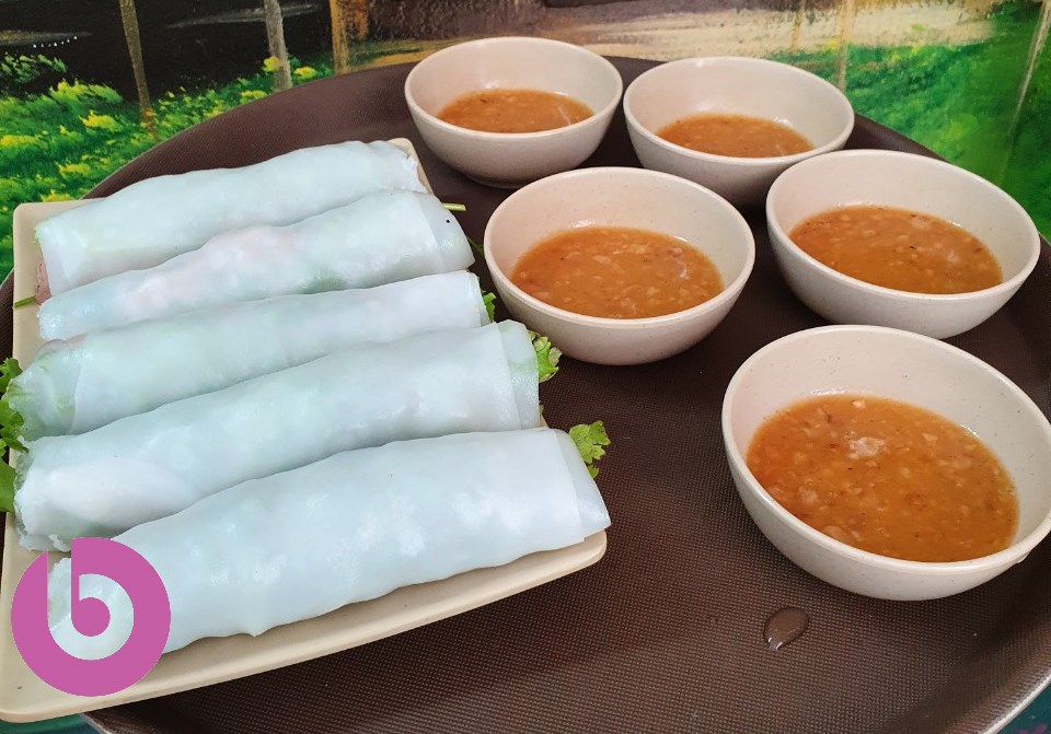 Bánh ướt thịt nướng